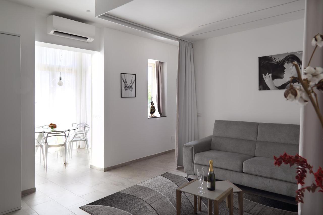 Armonia Lovely Guesthouse タオルミーナ エクステリア 写真